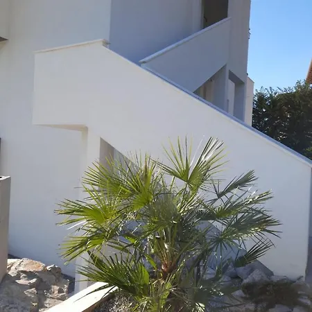 Isabela Apartman Ičići